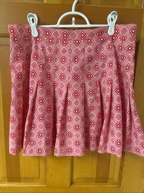 Women’s pebble beach size 16 Red Patterned golf Circle Skirt